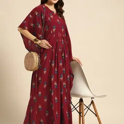 Sangria Women Maroon Floral Printed Kaftan Kurta-image-81