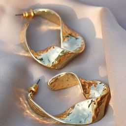 JOKER & WITCH Gold-Toned Circular Half Hoop Earrings-28
