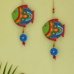 ExclusiveLane Multicolored Set of 2 The Fish Twins Hand-painted Decorative Wall Hanging-35