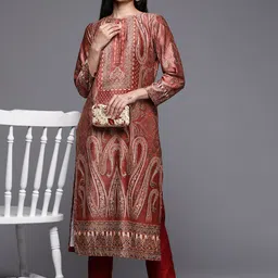 Libas Women Rust Paisley Printed Keyhole Neck Velvet Kurta-picture-2