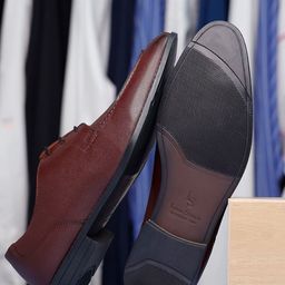 Men Rosewood Leatherette Derby Formal Shoes-image-70