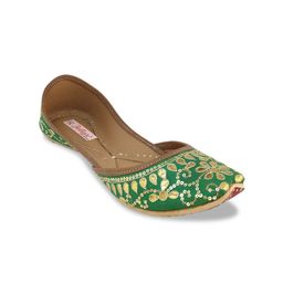 Fulkari Women Green & Gold-Toned Embellished Leather Mojaris-picture-5