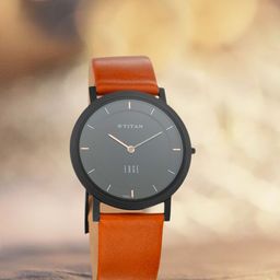 Titan Edge Men Black Analogue watch 1595NL03-59