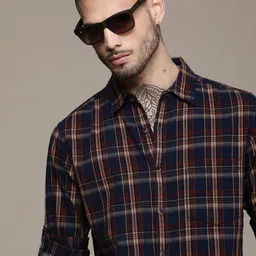 Roadster Men Checked Pure Cotton Shirt-image-68