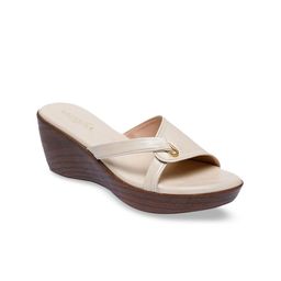 VALIOSAA Women Cream-Coloured Solid Sandals-38