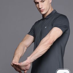 HRX by Hrithik Roshan Men Polo Collar Slim Fit Sports T-shirt with Reflective Detail-image-50