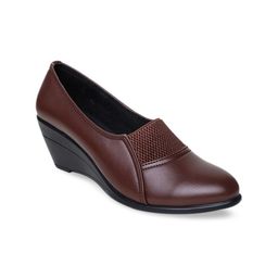 VALIOSAA Women Brown Solid Pumps-45