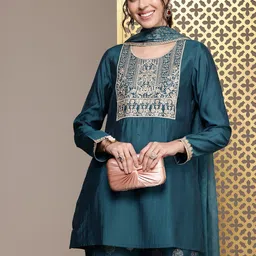 House of Pataudi Ethnic Motifs Embroidered Sequinned Jashn Kurti With Palazzos & Dupatta-1