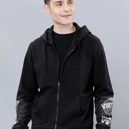 HIGHLANDER Men Black Solid Hooded Sweatshirt-image-90