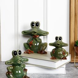 TAYHAA Set Of 3 Green & Black Wide-Eyed Frog Family Showpieces-image-40