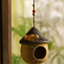 ExclusiveLane Brown & Black Handmade Hand-Painted Terracotta Swinging Garden Accessories-47