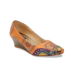 Kanvas Women Yellow Printed Pumps-22