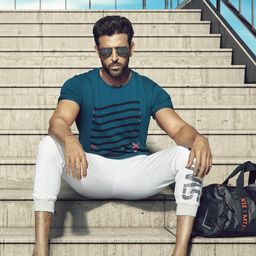 HRX by Hrithik Roshan Men Teal Blue Printed Pure Cotton T-shirt-image-13