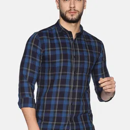 SHOWOFF Men Navy Blue Slim Fit Checked Casual Shirt-image-32