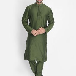 VASTRAMAY Men Green Solid Kurta with Pyjamas-image-41
