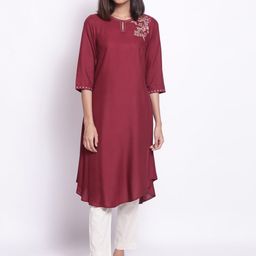 W Women Red Keyhole Neck Thread Work Kurta-image-75