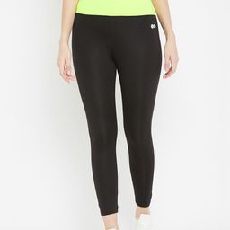 Clovia Snug Fit Active Tights-image-9