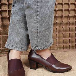 Mast & Harbour Block Mules-13