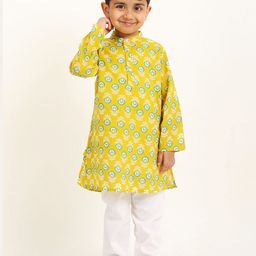 Campana Boys Ethnic Motifs Printed Band Collar Pure Cotton Kurta With Pyjamas-35