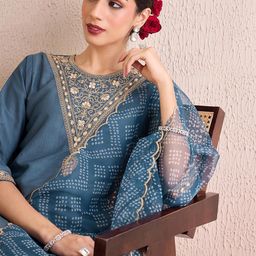 Anouk Women Floral Embroidered Kurta with Trousers & Dupatta-5