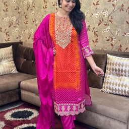 Anni Designer Bandhani Printed Thread Work Straight Kurta With Trouser & Dupatta-image-4