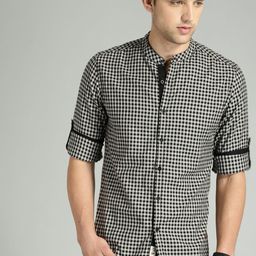 Roadster Men Black & Grey Regular Fit Checked Sustainable Casual Shirt-image-57