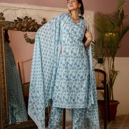 Nayo Floral Printed Pure Cotton Straight Kurta With Trousers & Dupatta-picture-29