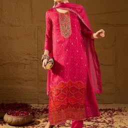 House of Pataudi Ethnic Motifs Pure Silk Kurta with Trousers & Dupatta-picture-13