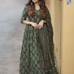 KALINI Selection Of 2 Floral Printed Anarkali Kurta With Trousers And Dupatta-picture-7