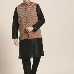 SOJANYA Men Black & Maroon Solid Jacquard Kurta with Churidar & Woven Design Nehru Jacket-14