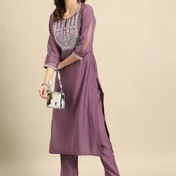 Sangria Ethnic Motifs Embroidered Thread Work Kurta With Trousers-25