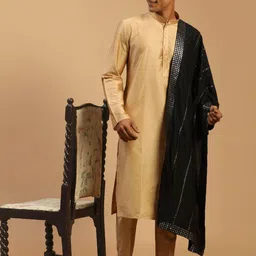 SHRESTHA BY VASTRAMAY Men Rose Gold Mirror Work Kurta with Pyjamas & With Dupatta-14