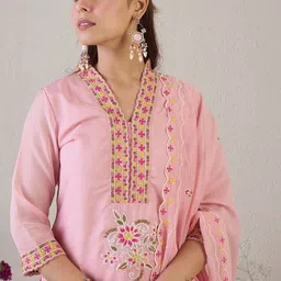 Anouk Women Floral Embroidered Sequinned V Neck Kurta with Trousers & Dupatta-44