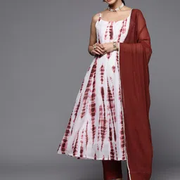 Varanga Dyed Anarkali Kurta With Trousers & With Dupatta-picture-9