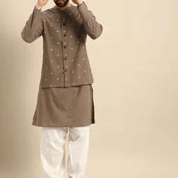 Anouk Men Grey & White Solid Pure Cotton Kurta with Salwar & Printed Jacked-8