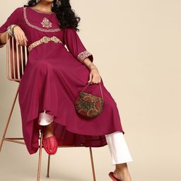 Varanga Women Magenta Ethnic Motifs Yoke Design Kurta-picture-15
