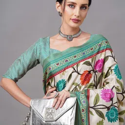 Mitera Cream-Coloured & Green Floral Silk Blend Banarasi Saree-9