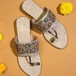 Inc 5 Women Gold-Toned Embellished Ethnic One Toe Flats-picture-26