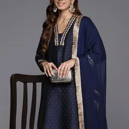 Varanga Sequinned Kurta with Trousers & Dupatta-picture-23