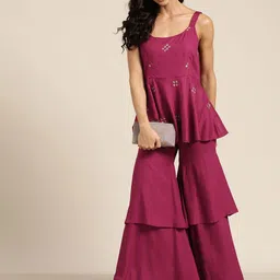 Shae by SASSAFRAS Women Burgundy Liva Pleated Parallel Trousers-picture-41
