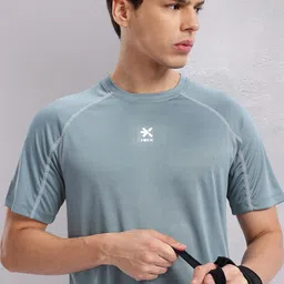 HRX by Hrithik Roshan Contrast Stitches Raglan Sleeves Rapid-Dry Training T-shirt-image-55