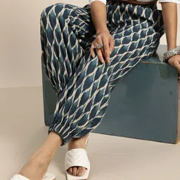 Shae by SASSAFRAS Women Blue & Cream-Coloured Regular Fit Ikat Printed Joggers-picture-36