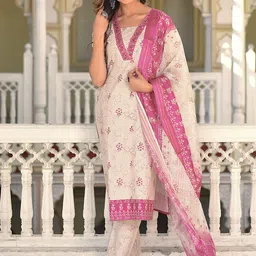 DISHWA FASHION Women Floral Printed Cotton Kurta with Trousers & Dupatta-44