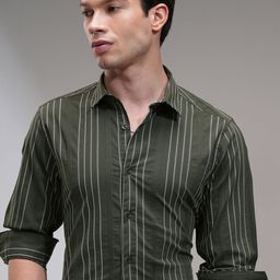 HIGHLANDER Men Tartan Checked Spread Collar Casual Shirt-image-97