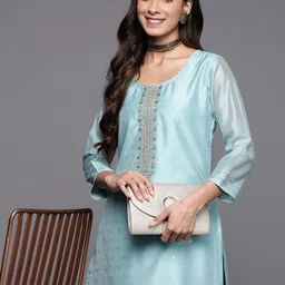 Libas Floral Embellished Zari Pastel Chanderi Silk Kurta-image-19