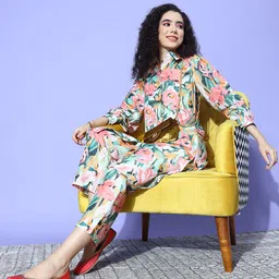 Varanga Women Floral Printed Regular Kurta with Trousers-57