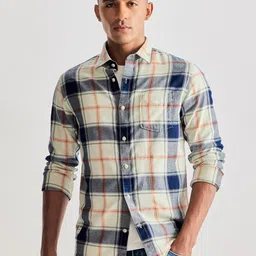 Red Flame Men Tartan Checks Opaque Checked Casual Shirt-image-10