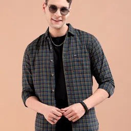 The Indian Garage Co Men Olive Green & Navy Regular Fit Checked Casual Shirt-image-32