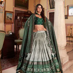 JULEE Floral Printed Ready To Wear Lehenga & Unstitched Blouse With Dupatta-picture-16