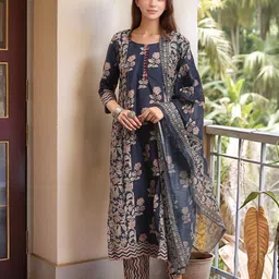 Aaghnya Floral Printed Three-Quarter Sleeves Kurta With Trousers & Dupatta-image-1